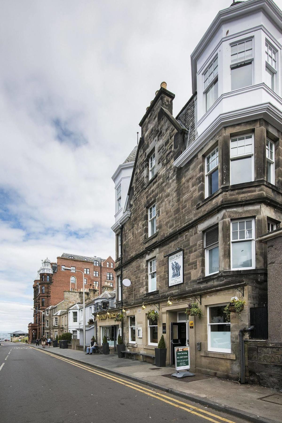 The Golf Inn St Andrews Exterior photo