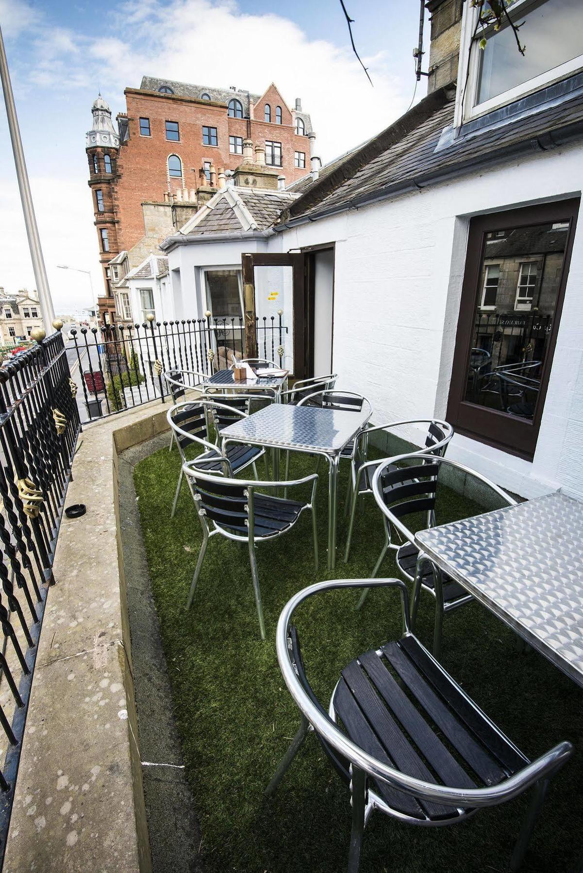 The Golf Inn St Andrews Exterior photo